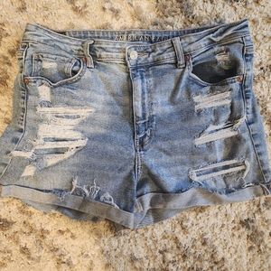 American Eagle mom shorts